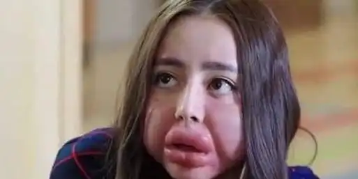 影视剧明星丑照吴君如梁朝伟香肠嘴经典陈乔恩热巴颠覆形象