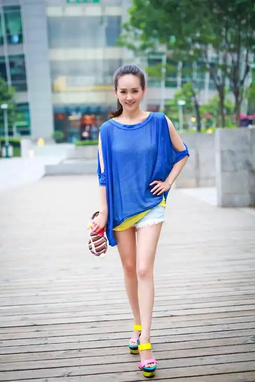 p>张定涵,原名张谊,1980年8月27日出生于北京市,中国内地女演员,毕业