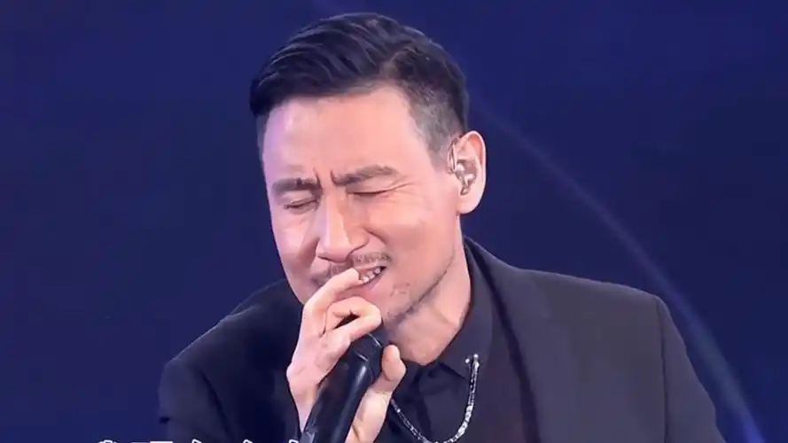 张学友经典《我要找到你》问世间什么最美丽,爱情绝对是个奇迹!