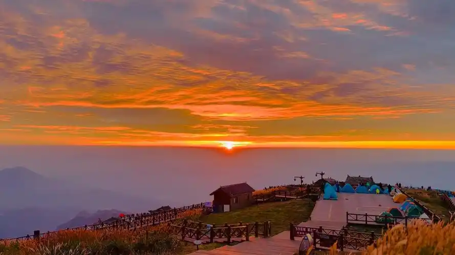 武功山日出(库存)