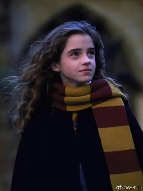 据外媒报道艾玛沃特森考虑回归哈利波特系列电影