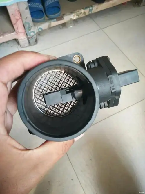 出老宝来 高尔夫四空气流量计-爱卡汽车网论坛