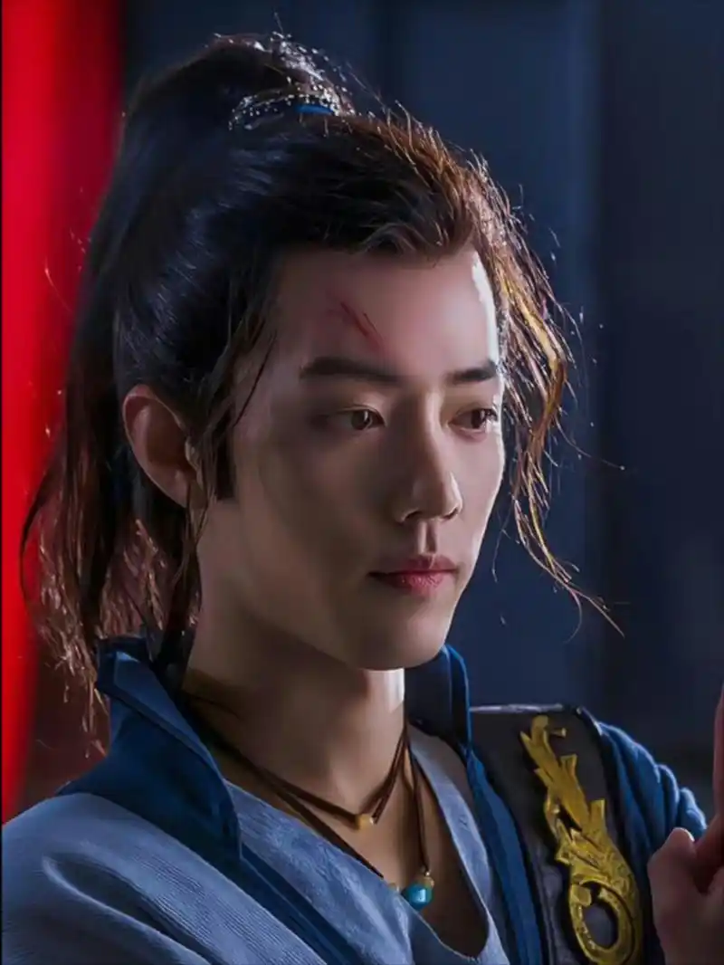 肖战新电影《诛仙》在央视重播后,登顶收视榜!