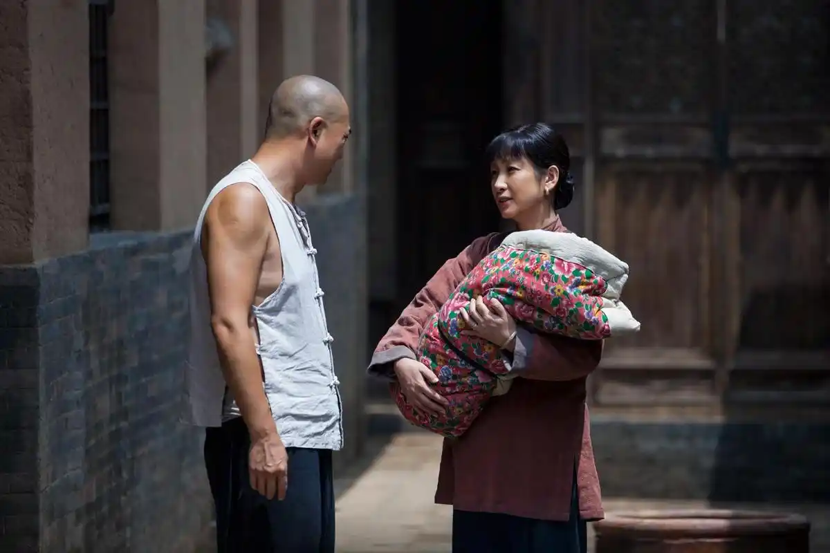 6亿的电视剧《白鹿原》,张嘉译邀请秦海璐出演他的第7任妻子,没想到却