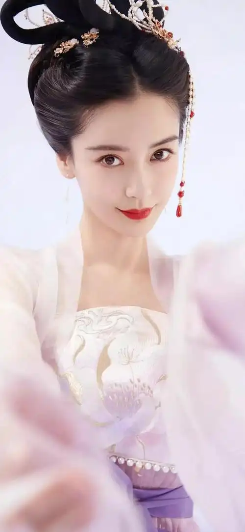 杨颖壁纸,犹如一颗璀璨的明珠