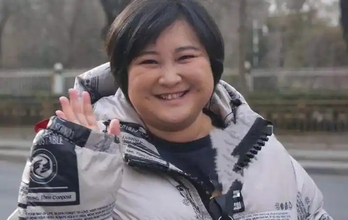 贾玲近照曝光!为新片瘦身100斤,堪比整容,整个人脱胎换骨_腾讯新闻