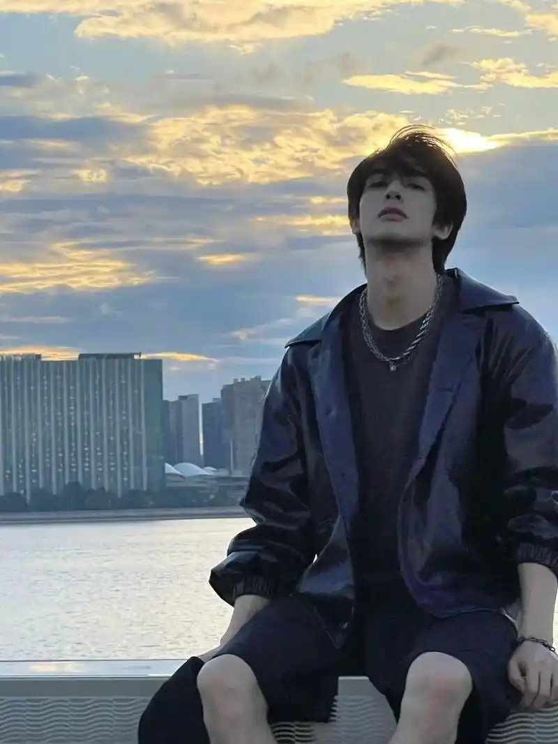 宋威龙 #宋威龙宋威龙宋威龙 #图片 #哥哥 #帅哥 #帅 - 抖音