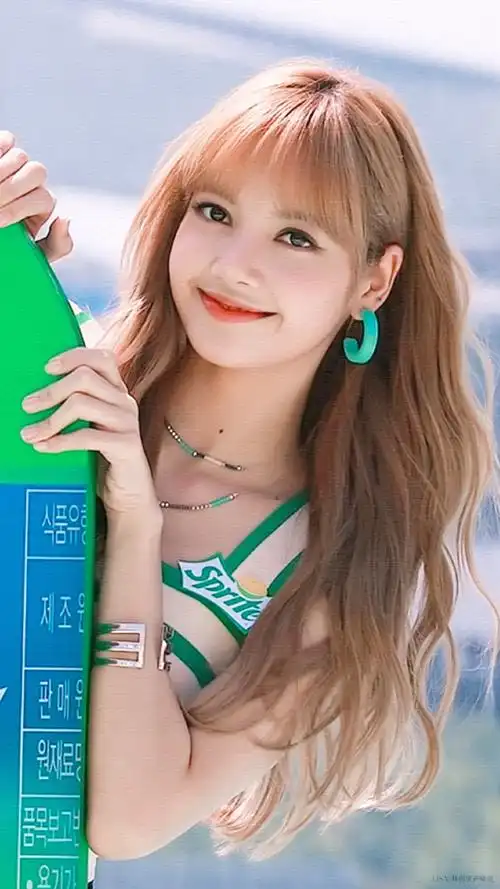 lisa金发樱花照##lisa可爱本体