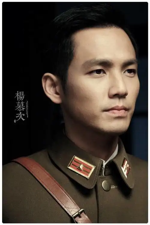 军装系列钟汉良