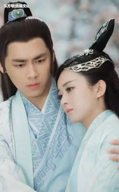 和赵丽颖合作过的三大男星,网友:图一帅到没天理,图五最接地气