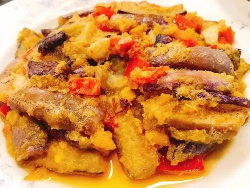 f_i3pg做的咸蛋黄烧茄子