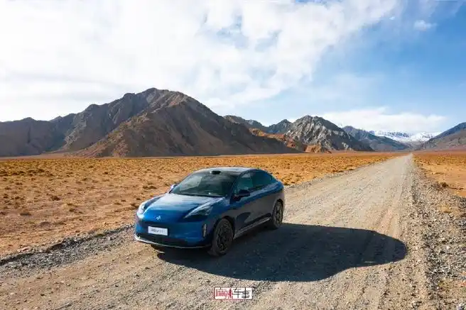 #昊铂ht一箱电穿越超千里无人区##麻辣车事-人车生活