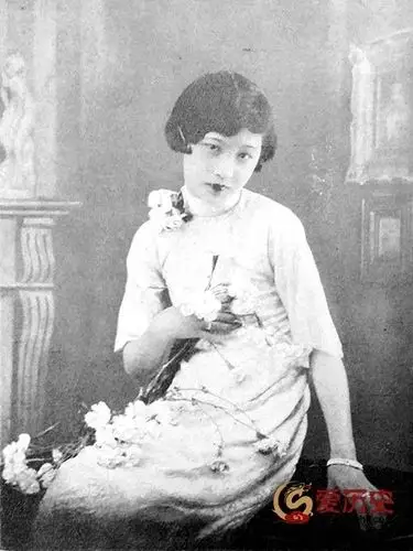 庐陵世家小姐周炼霞长袖善舞好运动的郑惠卿淑女葛维宇演员陈慧明著名