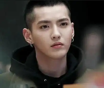 吴亦凡案细节曝光趁三位女生醉酒后强行xx之后或将在加拿大也被起诉