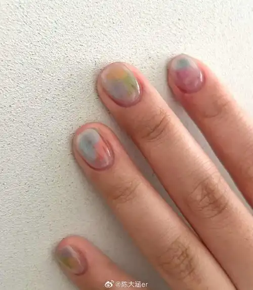 96短甲!很简约好看的一款美甲97  #美甲