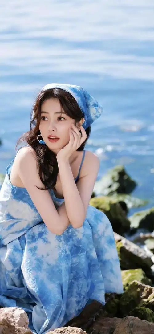 美女系列壁纸第437期-白鹿