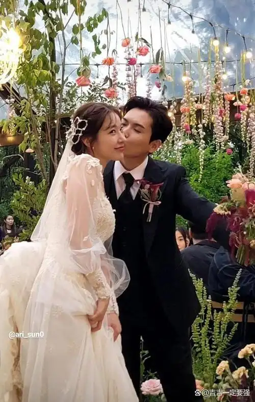 super junior厉旭婚礼上合体,13人合影,周觅,刘宪华,韩庚都在