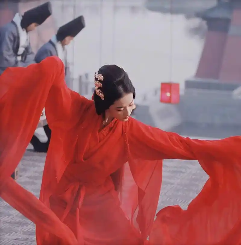 红衣美人刘亦菲