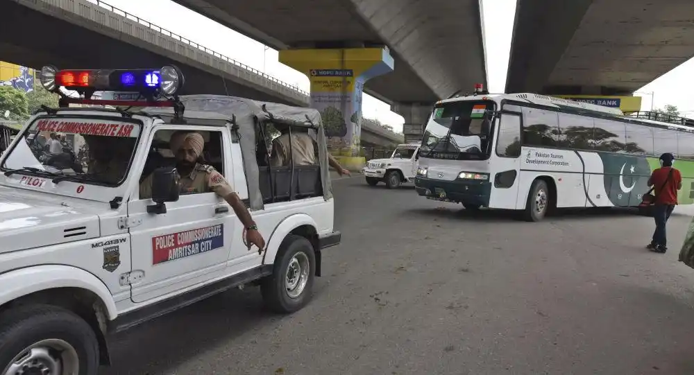 印称将解除克什米尔旅行通讯限制|巴基斯坦|最高法院_新浪新闻