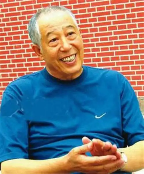 《家有儿女》中"夏爷爷"是国家一级演员,今去世10年无人知