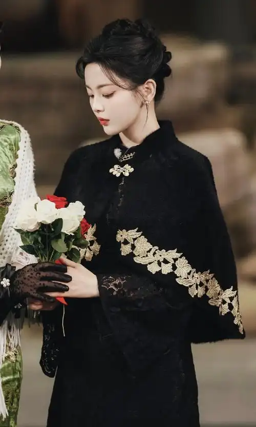 玫瑰玫瑰告诉我:今天的千金羊@杨超越是你的心动嘉宾吗~今晚18:00