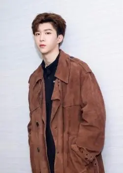 范丞丞帅气有型写真