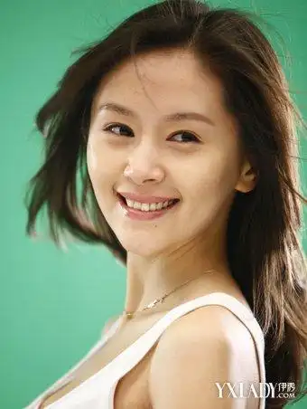 图贾乃亮前女友王子文产子相差二十多岁的恋情终成正果