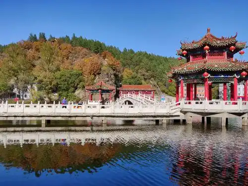 南岔风光最美不过月牙湖