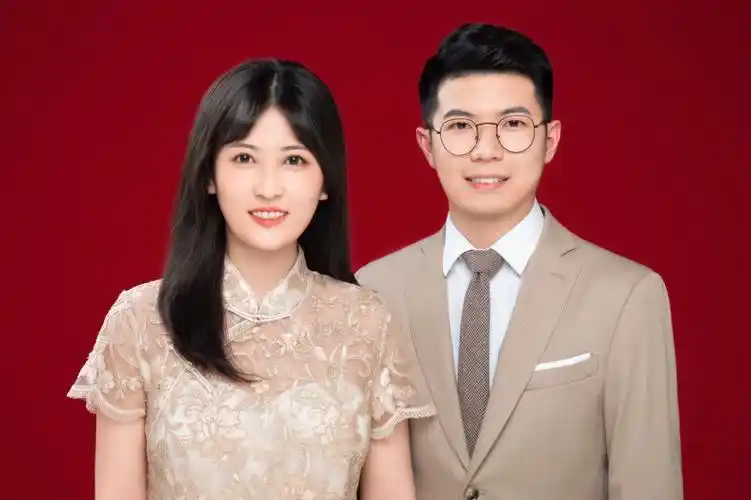 周末去拍了天真蓝登记照  一直在纠结去哪家拍登记照  看了好多测评