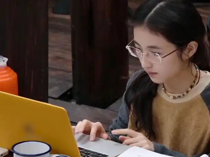 张子枫当音效师精准卡点【向往的生活-戏如人生】