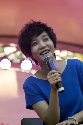 李霄云全力备战veelive11月3日五棵松开唱