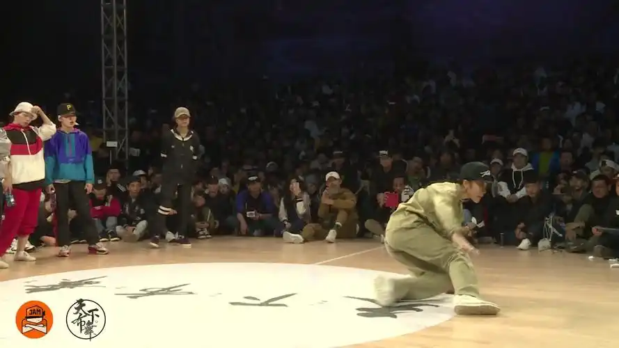 原来女生跳breaking也能这么帅