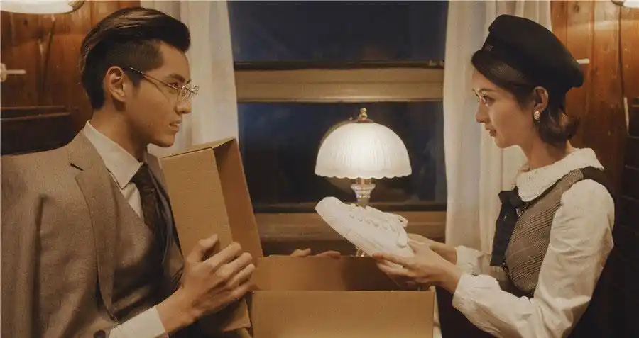 吴亦凡赵丽颖《想你》mv上线 时空交错诠释凄美故事