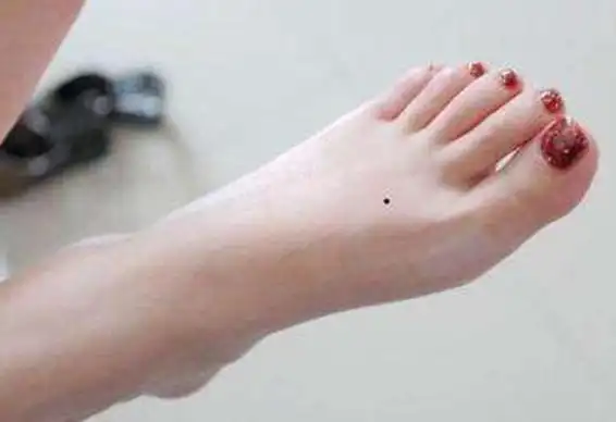 三处有痣菩萨转世神仙下凡投胎的痣有哪些