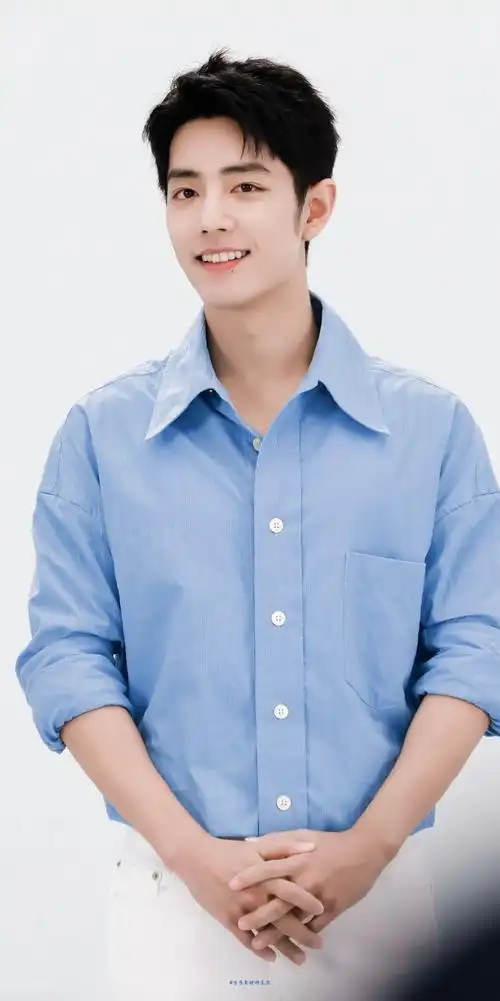 肖战蓝色衬衫直播造型##肖战壁纸