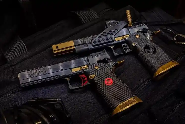 周末靓图老鸟上眼这些枪械您都认的全吗