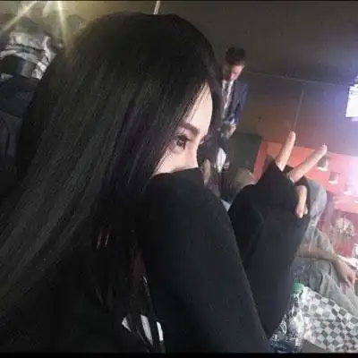 qq头像女生侧脸高冷 冷酷无情简单好看头像