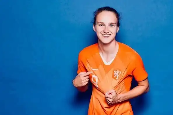 米德玛:丢冠军心有不甘,但为荷兰骄傲