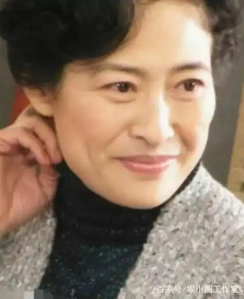 她是国家一级演员,曾获第五届农村电视艺术节优秀农村题材电视剧最佳