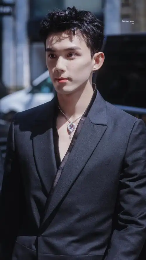 吴磊宝格丽品牌代言人