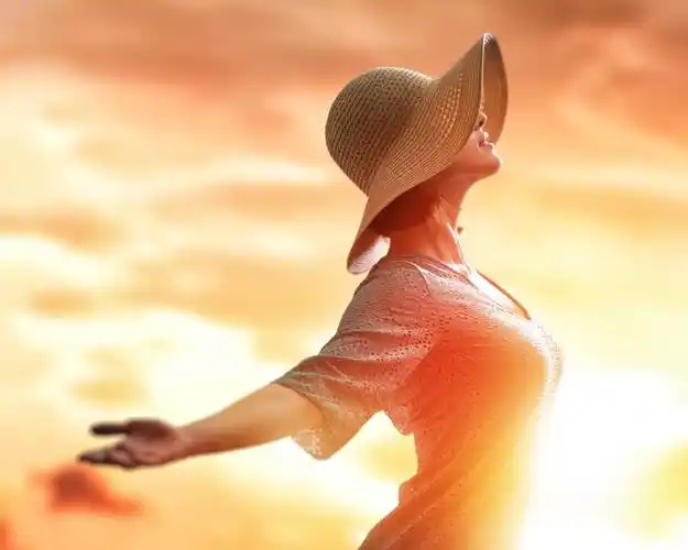 女人到了中年,若不想活得低级,那就一定得有品位