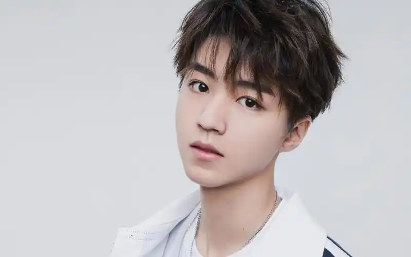 王俊凯帅气写真图片高清壁纸