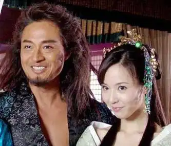 吴佳尼马景涛一夜数次 差21岁的婚姻还是分了