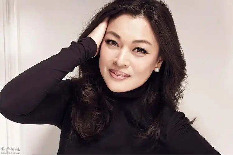 演员史可,温婉贤淑,清爽动人