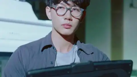 《风暴舞》加莱让李俊杰说出计划 李俊杰打算保密