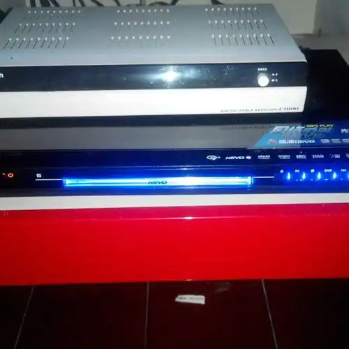 > 先科(sast)008 高清evd vcd dvd播放机 支持usb/rmvb/双话筒接口