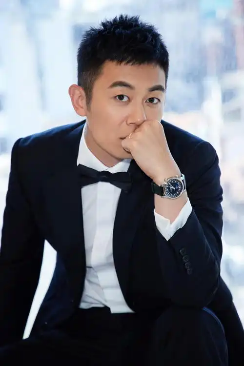 朱亚文(实力派男演员))_石塘网