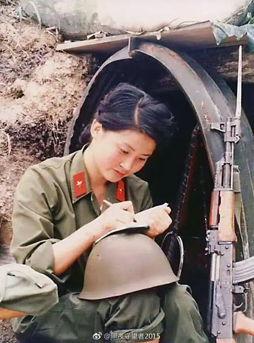 对越自卫反击战中的中国女兵
