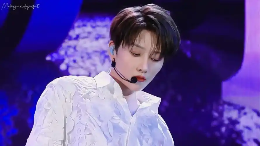 ofcourse原词曲作者高度评价刘雨昕