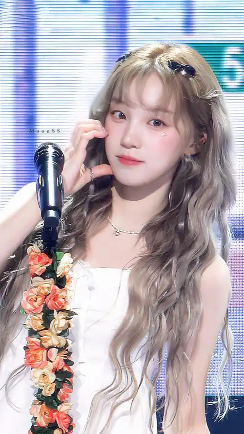 宋雨琦卷发##宋雨琦4月将solo